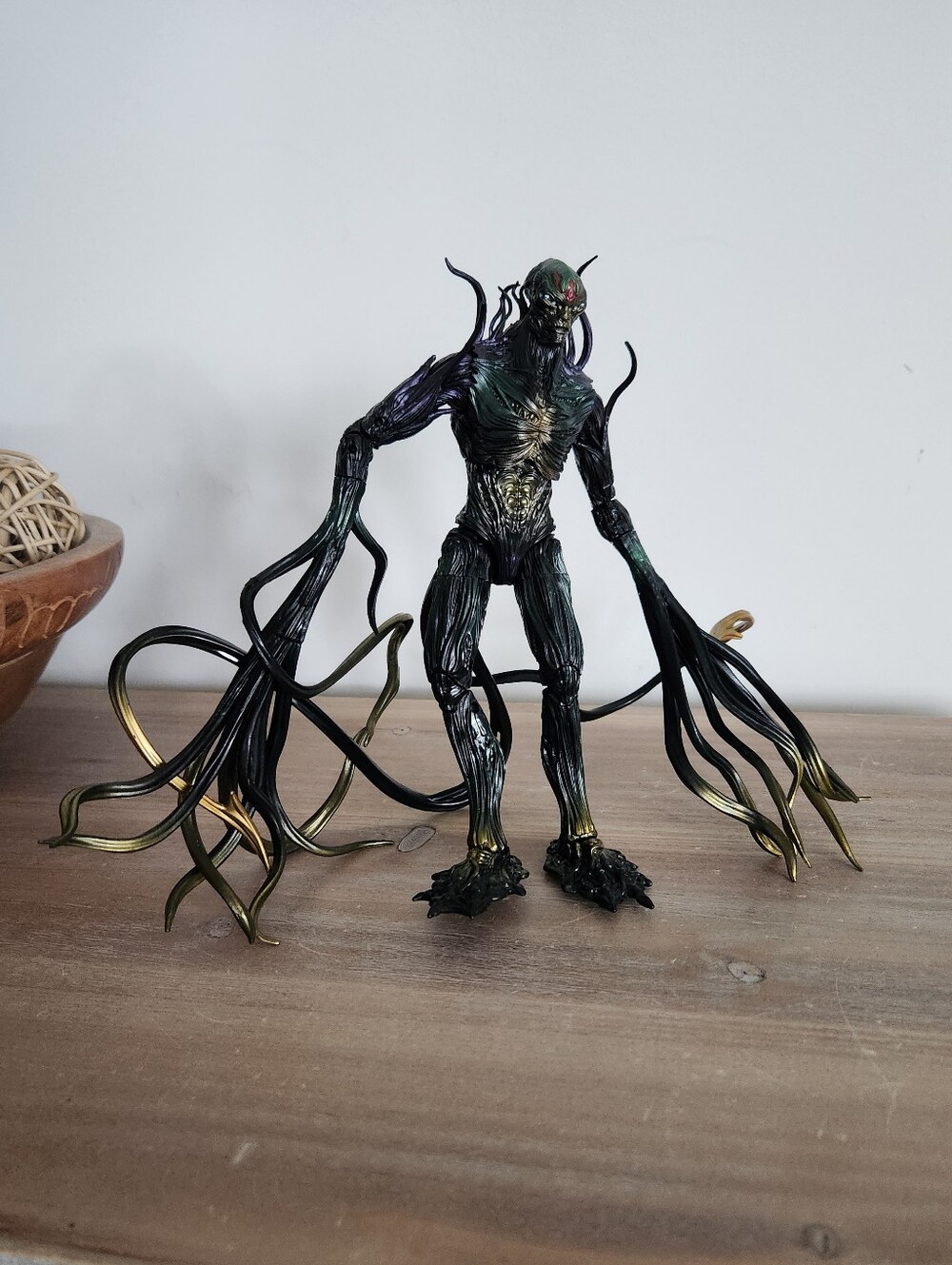 Marvel Legends Eternals Kro Deluxe 8 Inch Action Figure Hasbro MCU Deviant Loose - Picture 1 of 14